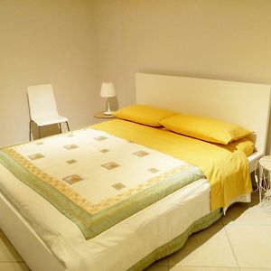 Camera con letto king size